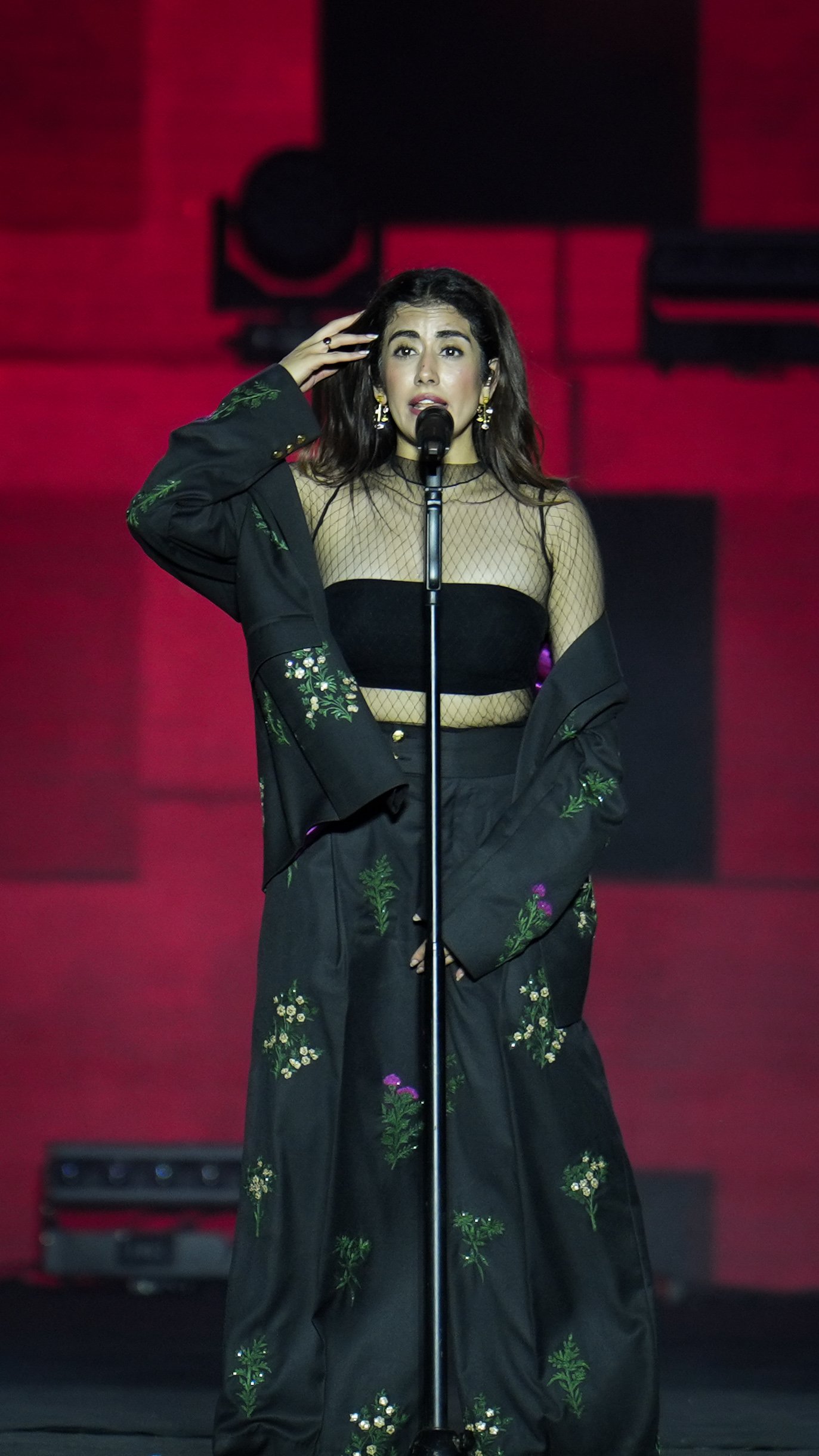 Jonita Gandhi — Photo 17 of 25