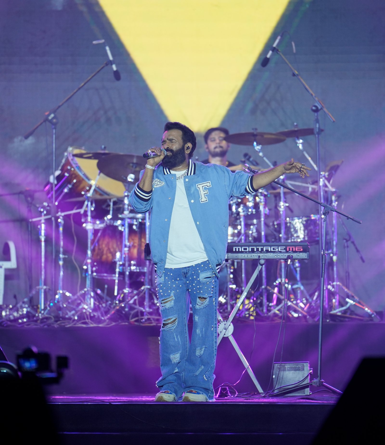 Santhosh Narayanan — Photo 6 of 14