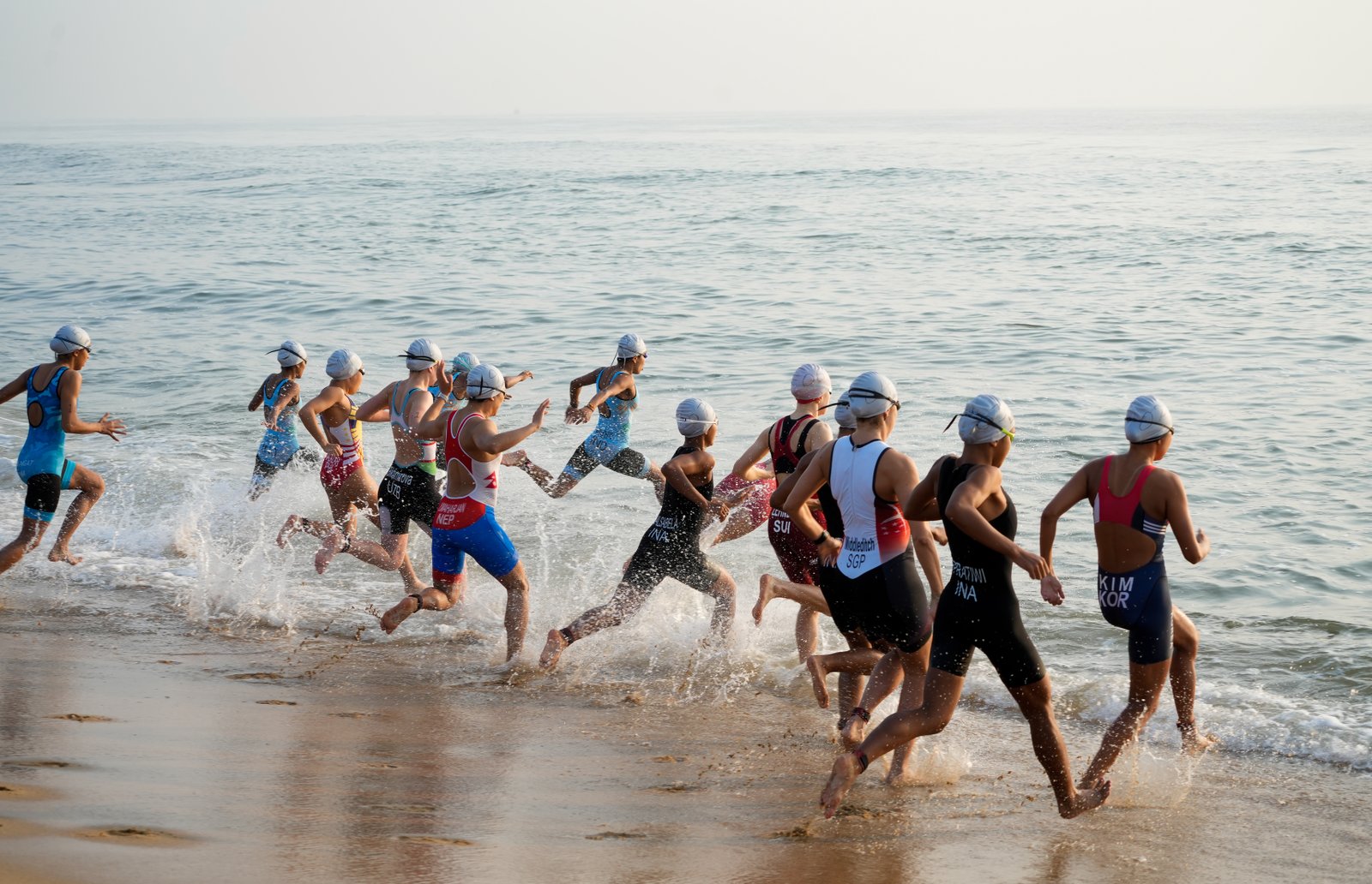 Asian Triathlon — Photo 10 of 20